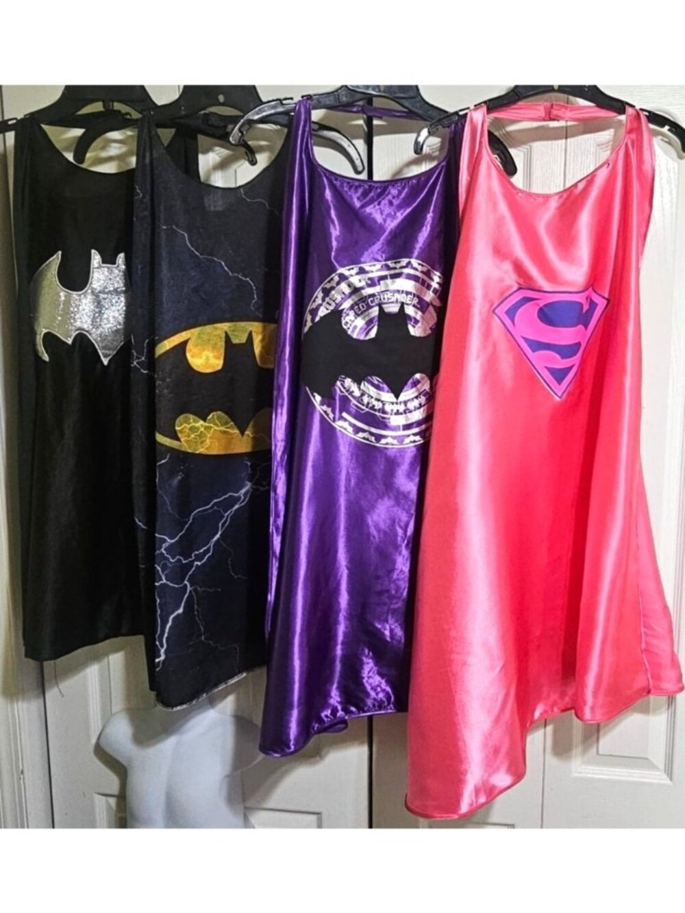 Six Flags DC Comics Batman Batgirl Superman Supergirl Cape Set Lot Pink Purple